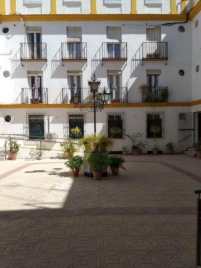 El Rinconcito De La Alfalfa Apartment Seville Luaran gambar